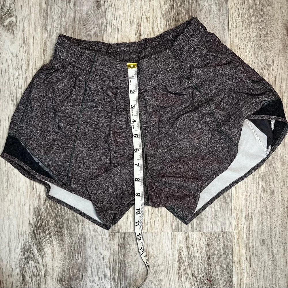 Lululemon Women's‎ Gray Athletic Shorts Size 6